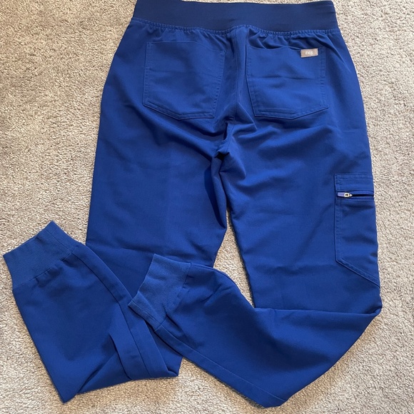 FIGS Zamora Jogger Scrub Pants - Electric Blue - Picture 3 of 3